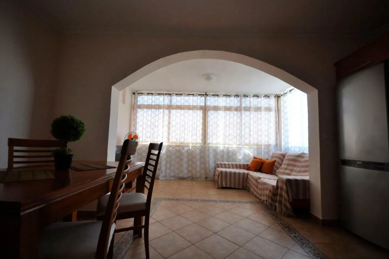 Esmeralda Callao Salvaje Apartment